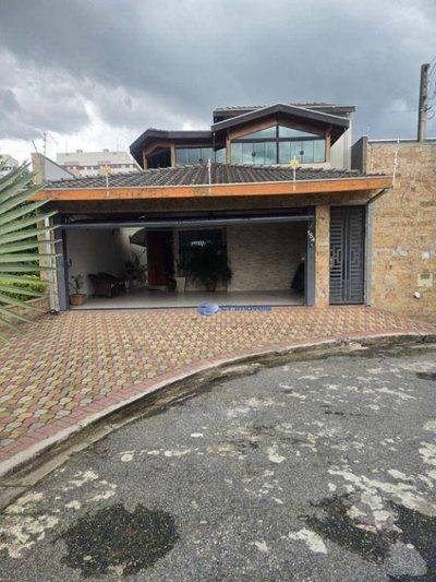 Sobrado, 3 quartos, 240 m² - Foto 3
