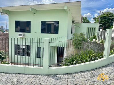 Casa, 4 quartos, 210 m² - Foto 3