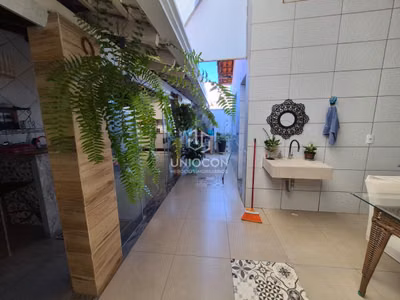 Casa, 3 quartos, 280 m² - Foto 1
