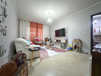 Sobrado, 3 quartos, 176 m² - Foto 2