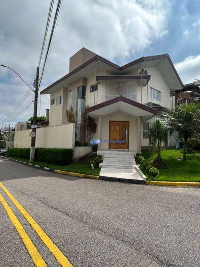 Sobrado, 3 quartos, 240 m² - Foto 1