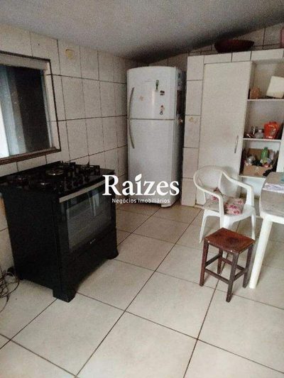 Casa, 2 quartos, 199 m² - Foto 1