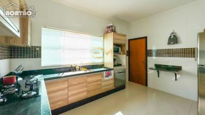 Casa, 3 quartos, 196 m² - Foto 5