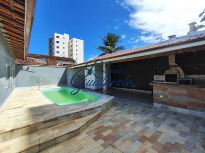 Casa, 4 quartos, 210 m² - Foto 1