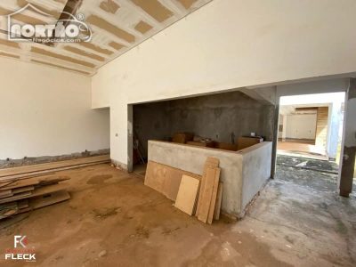 Casa, 2 quartos, 209 m² - Foto 4