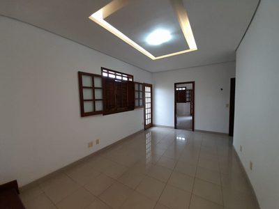 Casa, 3 quartos, 254 m² - Foto 2
