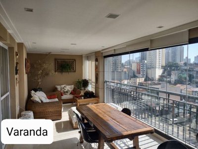 Apartamento, 3 quartos, 242 m² - Foto 1