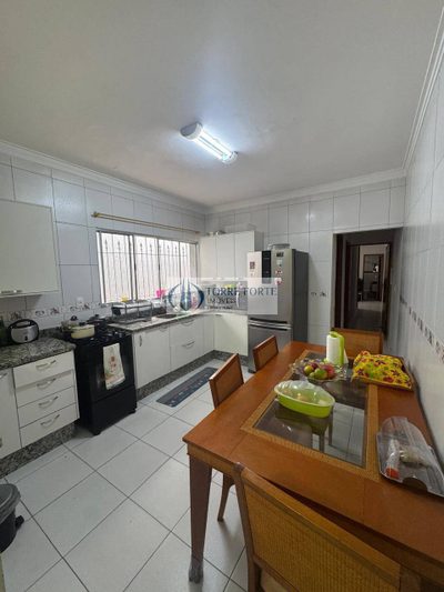 Casa, 3 quartos, 151 m² - Foto 1