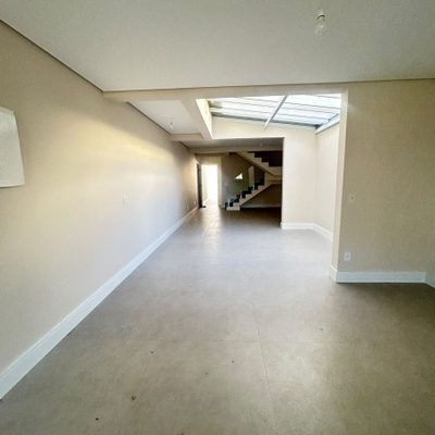 Casa, 3 quartos, 170 m² - Foto 1