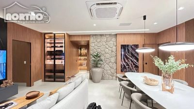 Casa, 4 quartos, 194 m² - Foto 1