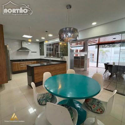 Casa, 4 quartos, 280 m² - Foto 3