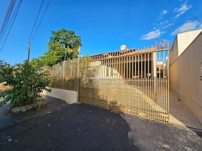 Casa, 4 quartos, 198 m² - Foto 4