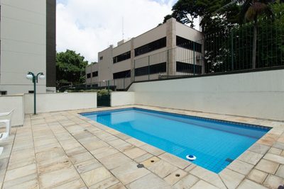 Apartamento, 3 quartos, 192 m² - Foto 2
