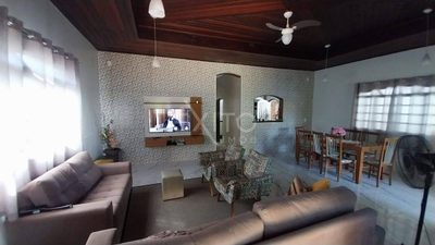 Chácara, 6 quartos, 1960 m² - Foto 1