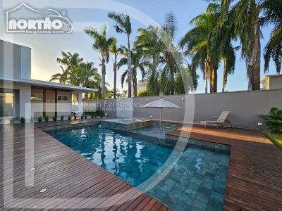 Casa, 4 quartos, 636 m² - Foto 1
