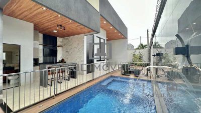 Casa, 4 quartos, 220 m² - Foto 1