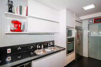 Apartamento, 4 quartos, 211 m² - Foto 1
