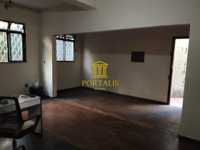 Casa, 5 quartos, 237 m² - Foto 1