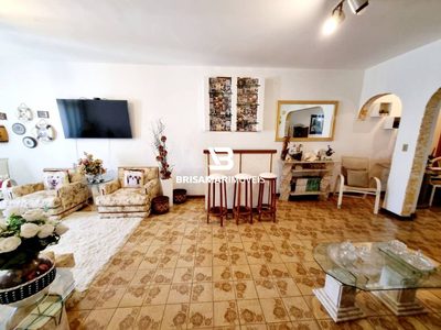 Apartamento, 3 quartos, 140 m² - Foto 1