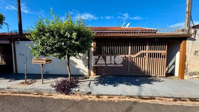 Casa, 3 quartos, 134 m² - Foto 1