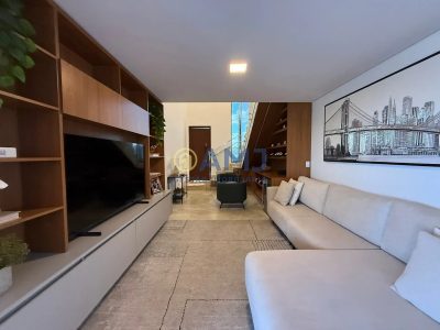 Sobrado, 3 quartos, 219 m² - Foto 3