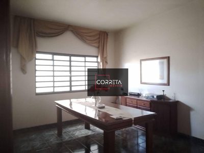 Casa, 4 quartos, 244 m² - Foto 3