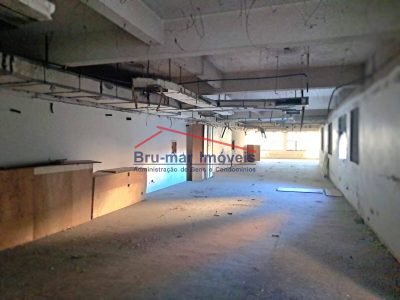 Prédio Inteiro, 808 m² - Foto 1