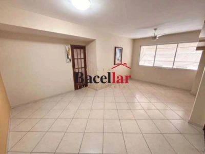 Apartamento, 3 quartos, 100 m² - Foto 1