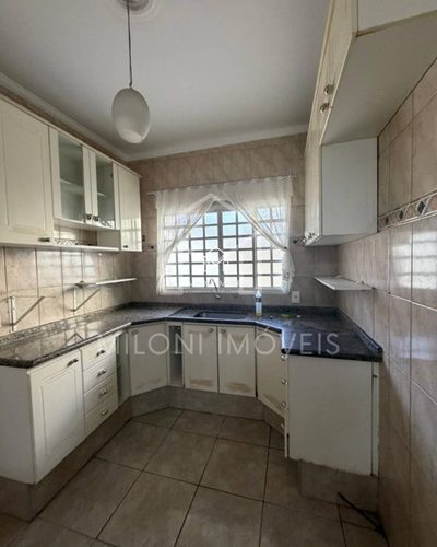 Casa, 3 quartos, 199 m² - Foto 1