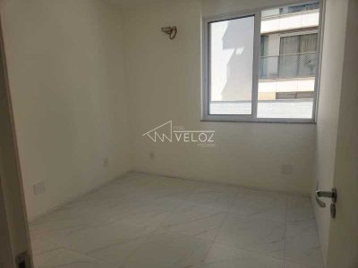 Apartamento, 2 quartos, 70 m² - Foto 2
