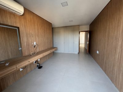 Sobrado, 4 quartos, 351 m² - Foto 4
