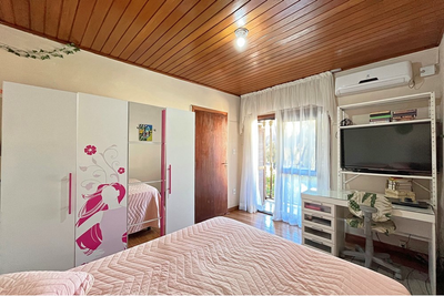 Casa, 4 quartos, 206 m² - Foto 1