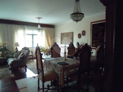 Sobrado, 3 quartos, 400 m² - Foto 1