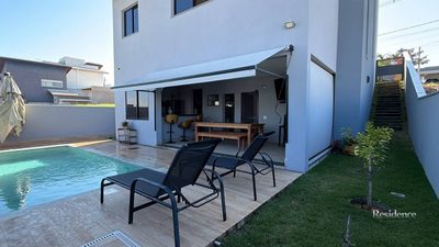 Sobrado, 3 quartos, 220 m² - Foto 1