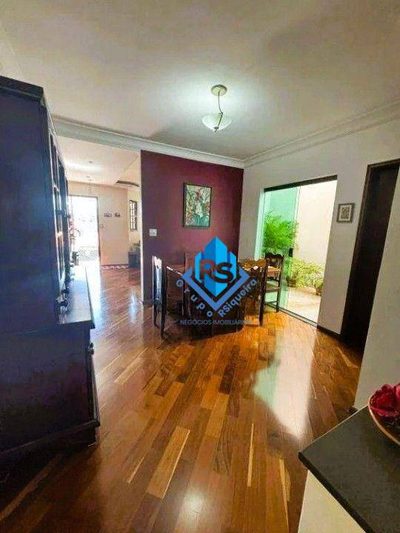 Sobrado, 3 quartos, 192 m² - Foto 3