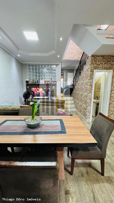 Sobrado, 3 quartos, 240 m² - Foto 5