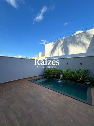 Casa, 3 quartos, 180 m² - Foto 2