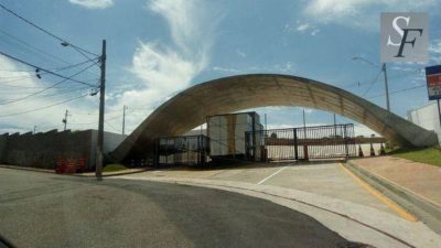 Loteamento e Condomínio, 451 m² - Foto 1