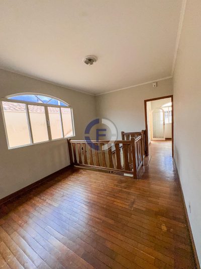 Casa, 2 quartos, 250 m² - Foto 2