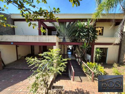 Casa, 4 quartos, 500 m² - Foto 1