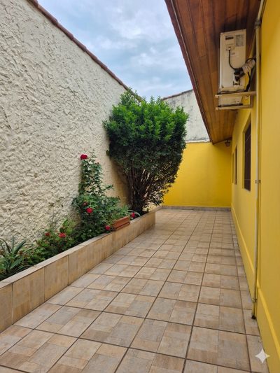 Casa, 2 quartos, 160 m² - Foto 1