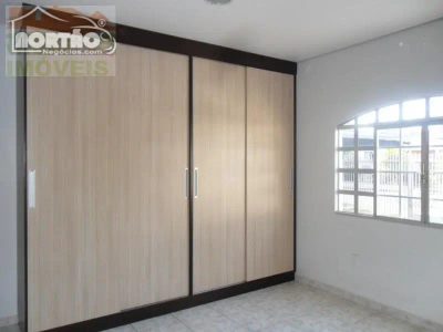 Casa, 4 quartos, 240 m² - Foto 5