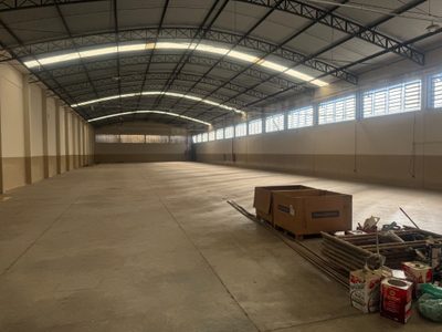 Loja-Salão, 1391 m² - Foto 1