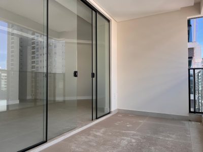 Apartamento, 3 quartos, 128 m² - Foto 2