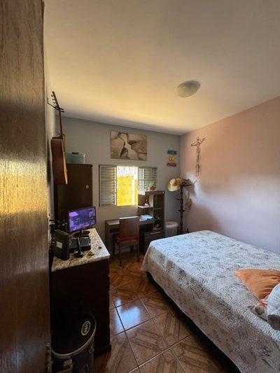 Casa, 5 quartos, 260 m² - Foto 4