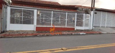 Casa, 3 quartos, 194 m² - Foto 1