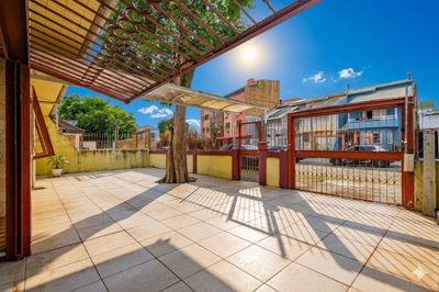Casa, 3 quartos, 249 m² - Foto 4