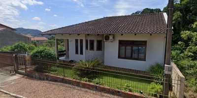 Casa, 3 quartos, 248 m² - Foto 1