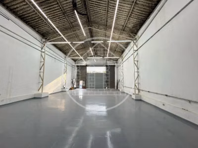 Depósito-Galpão, 200 m² - Foto 1