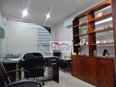 Sala-Conjunto, 12000 m² - Foto 1